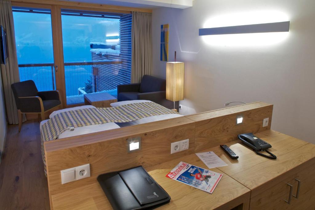 Standard Double Room Lake View