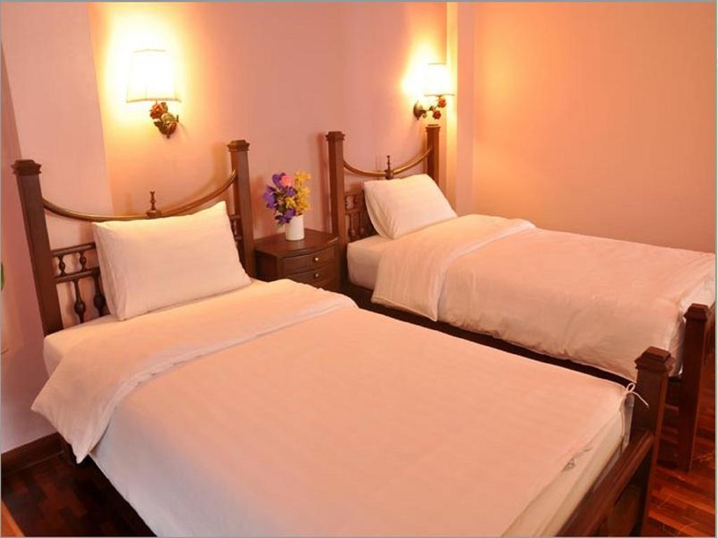 Deluxe Tweepersoonskamer met 2 Aparte Bedden