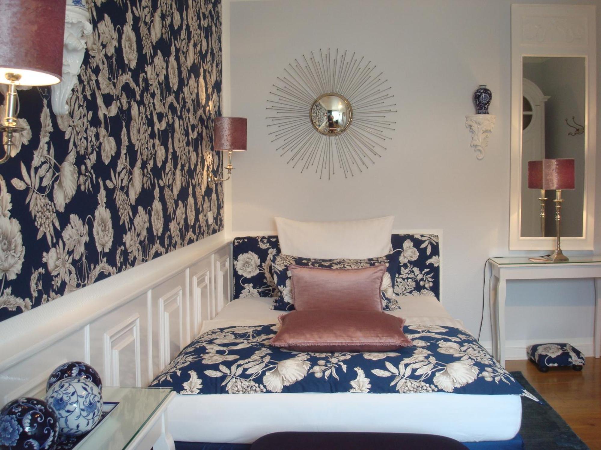 Standard Double Room,638198562:JPEG