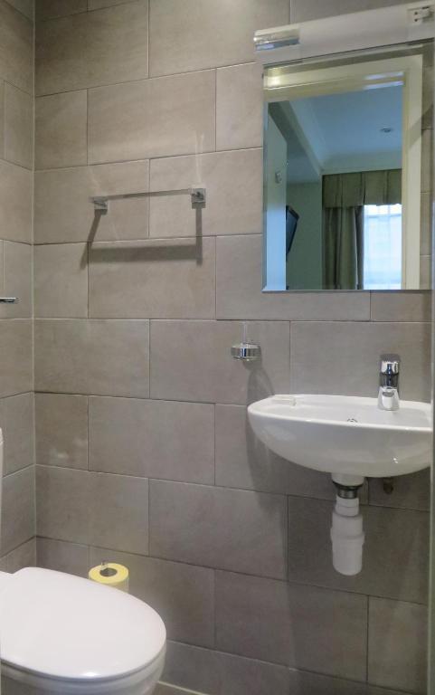 Eenpersoonskamer met Eigen Badkamer