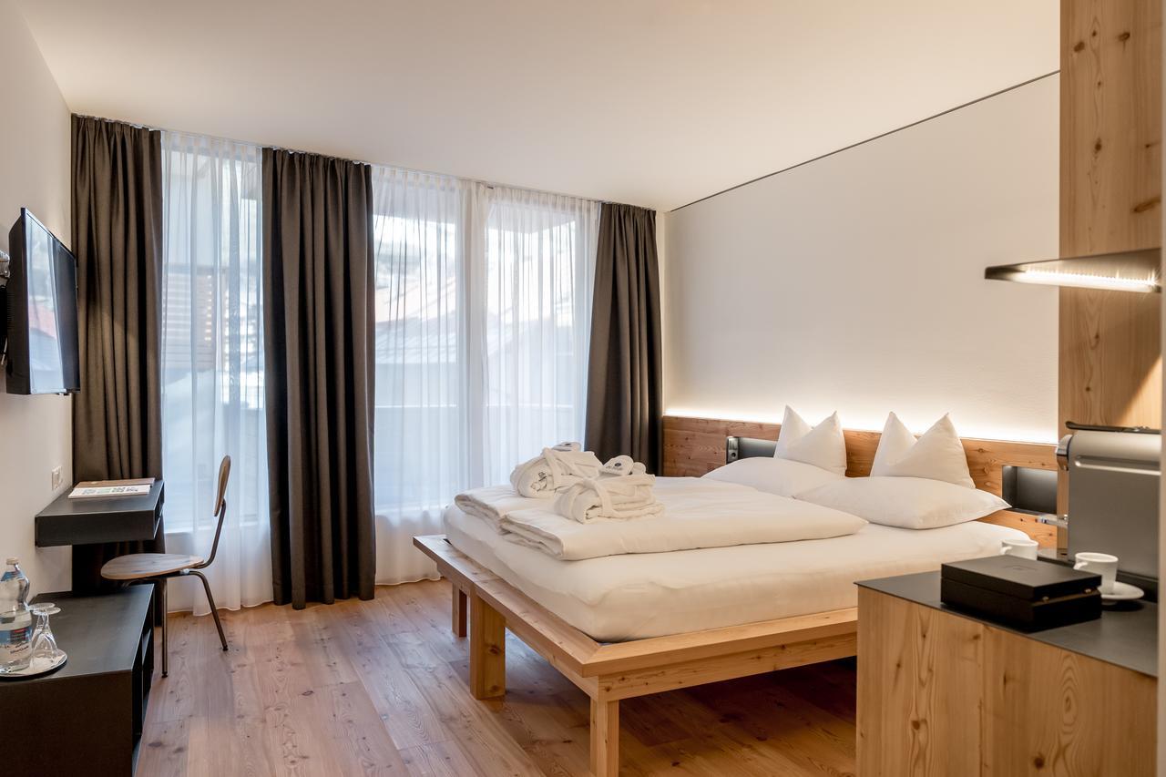 Family Suite M Balcony