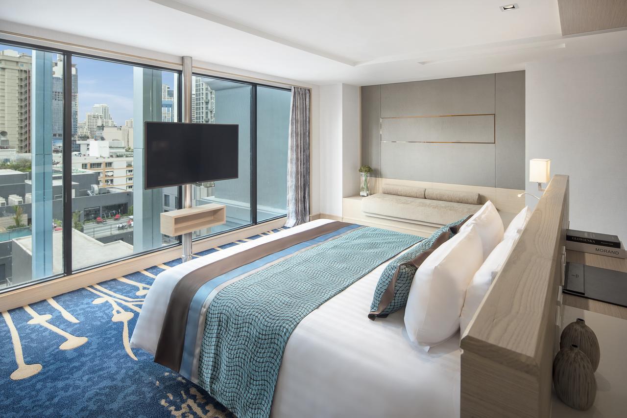 One Bedroom Suite Club Sky High Floors