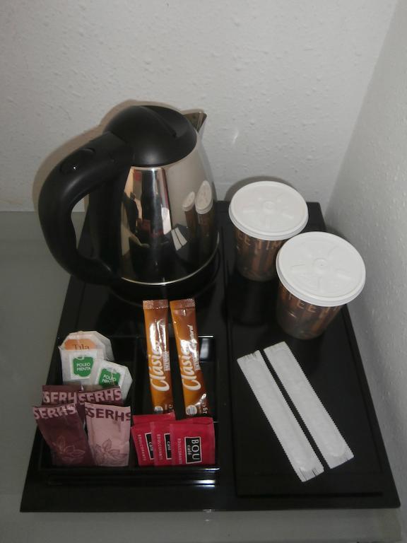 Standaard Tweepersoonskamer met 1 of 2 Bedden en Balkon
