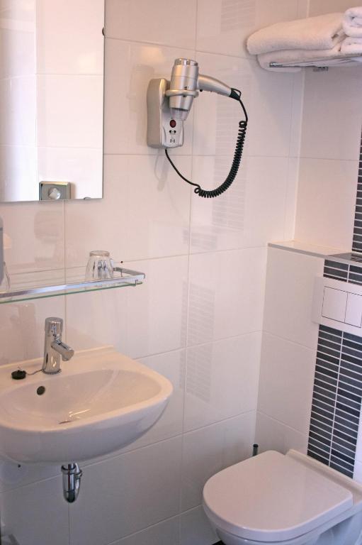 Budget Tweepersoonskamer met 2 Aparte Bedden - Souterrain