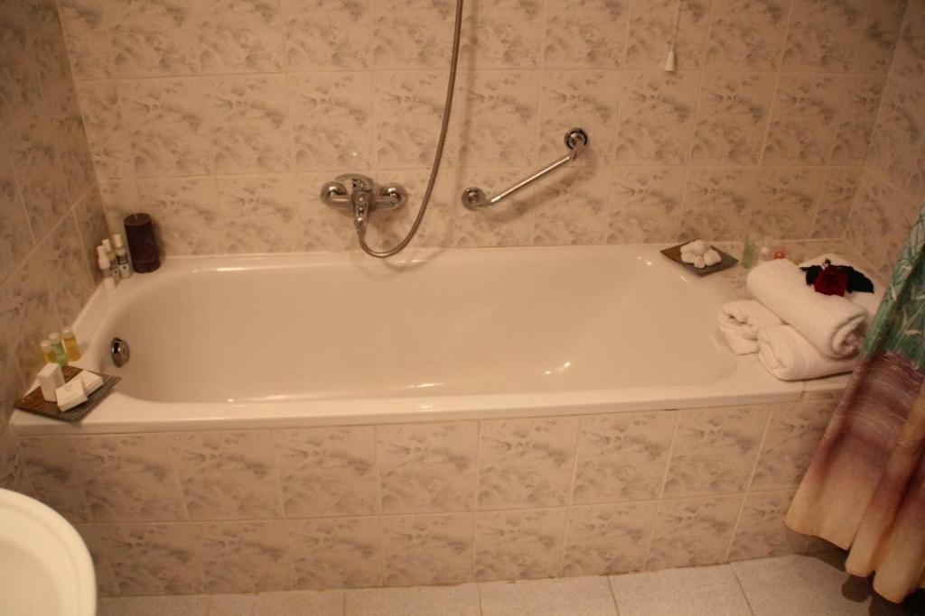 Double Room Park View,66279514:JPEG