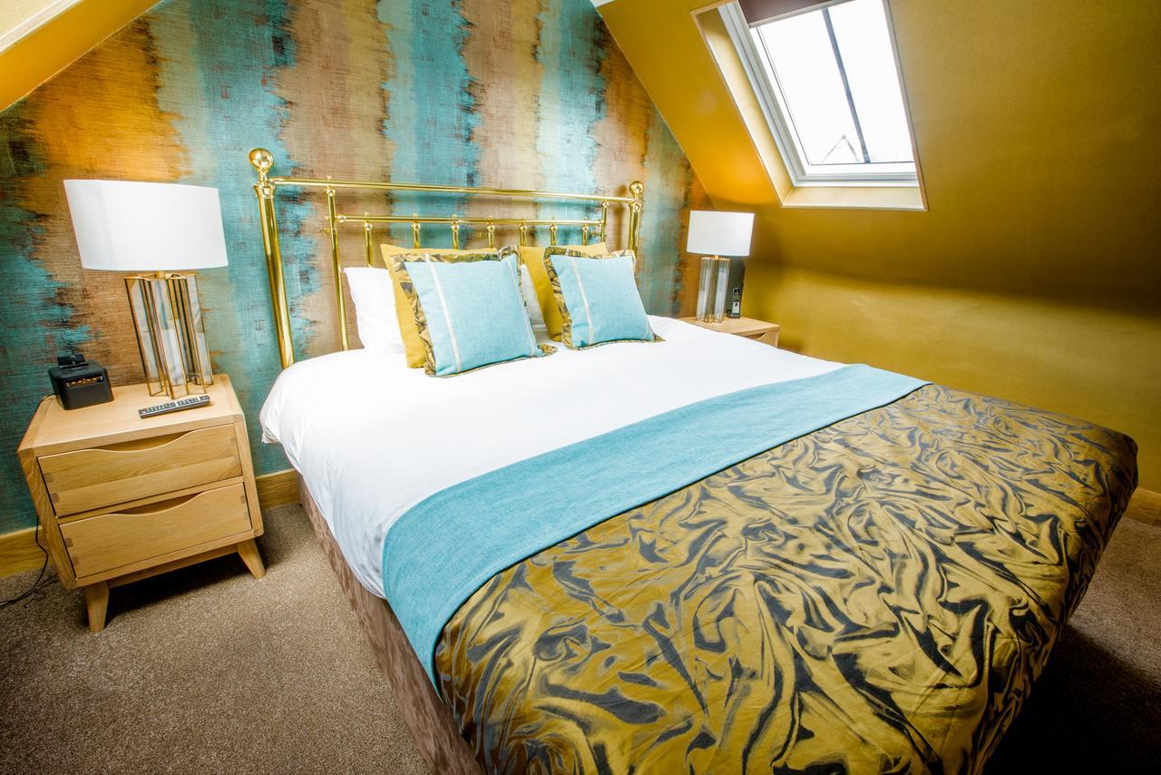 Standard King Room