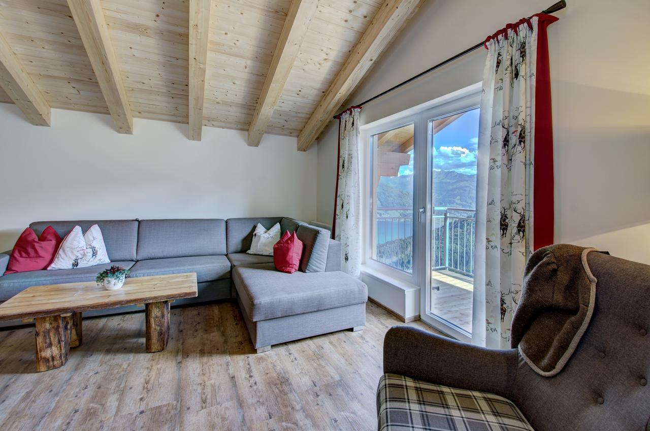 Two-Bedroom Apartment Lake View