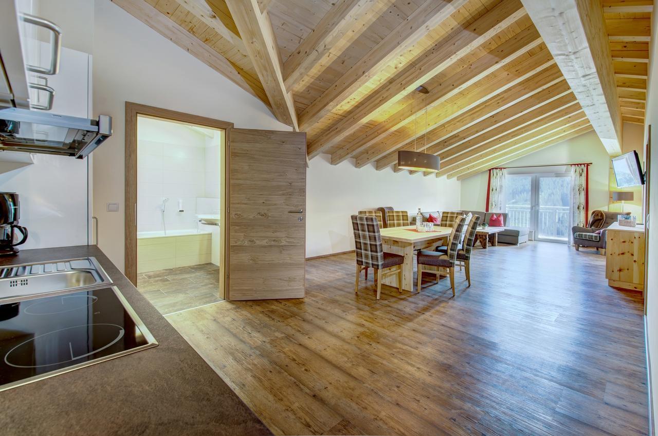 Two-Bedroom Apartment Lake View