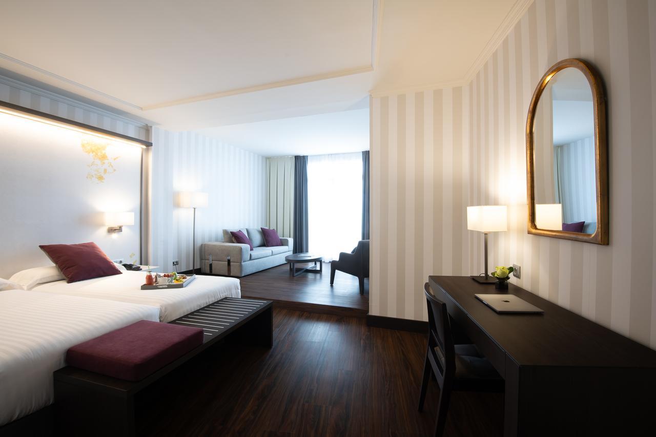 Junior Suite,1207592647:JPEG