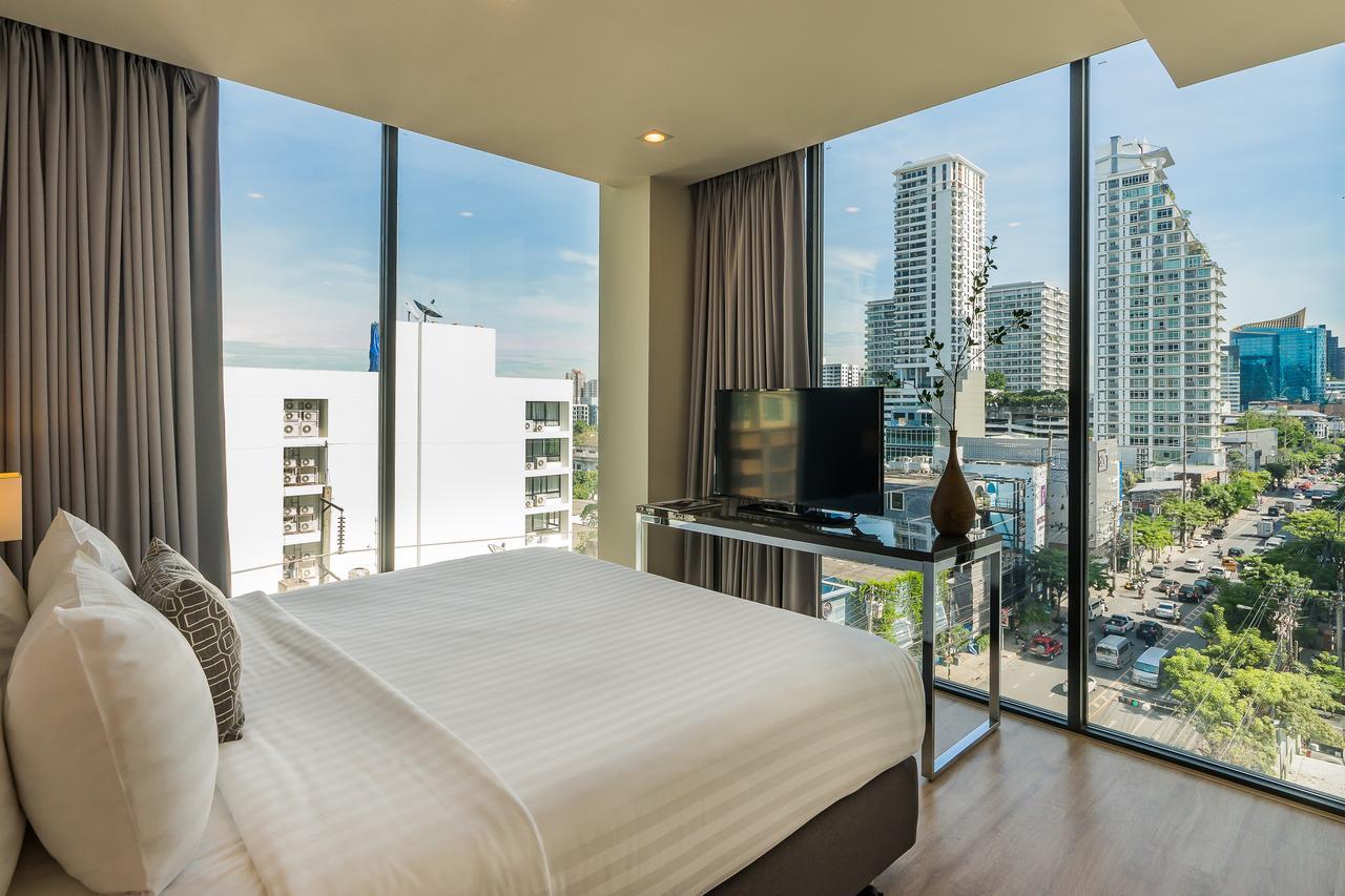 One Bedroom Panorama Suite