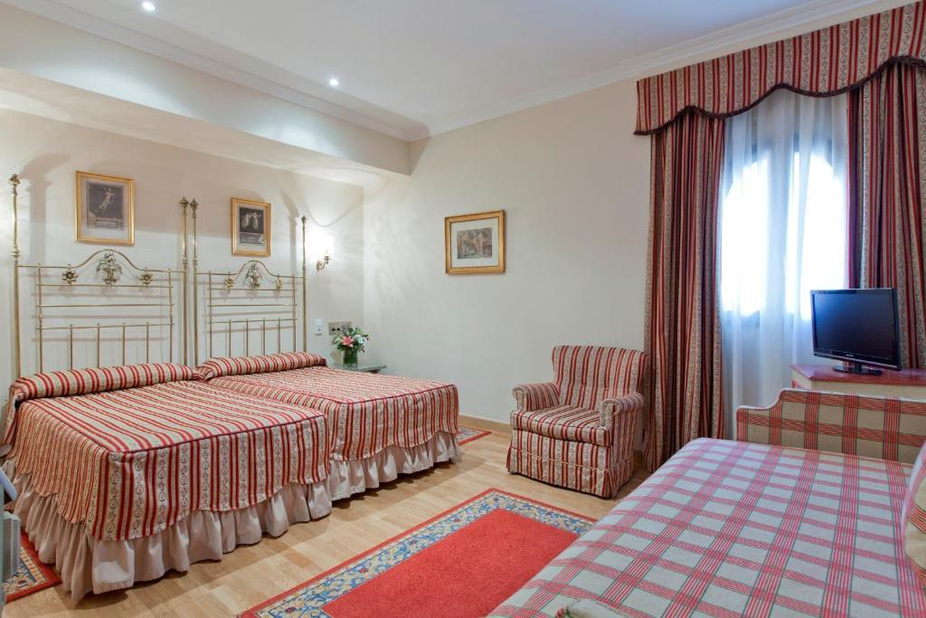 Tweepersoonskamer met 1 of 2 Bedden en een Extra Bed