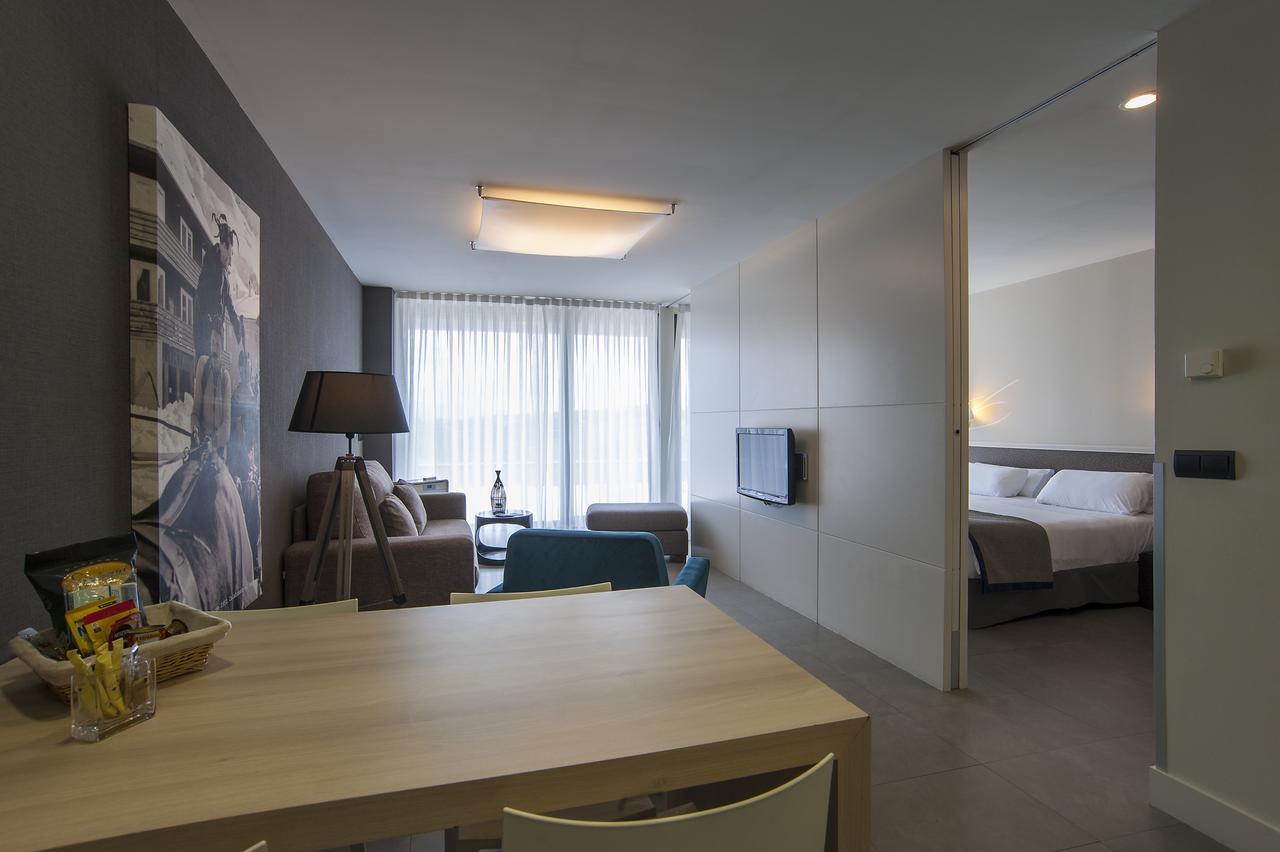 Superior Two-Bedroom Apartment Terrace