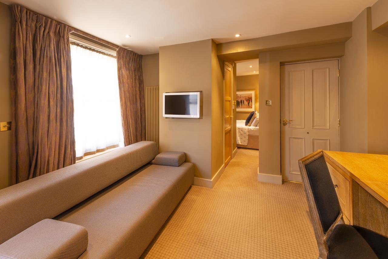 Kamer met Queensize Bed