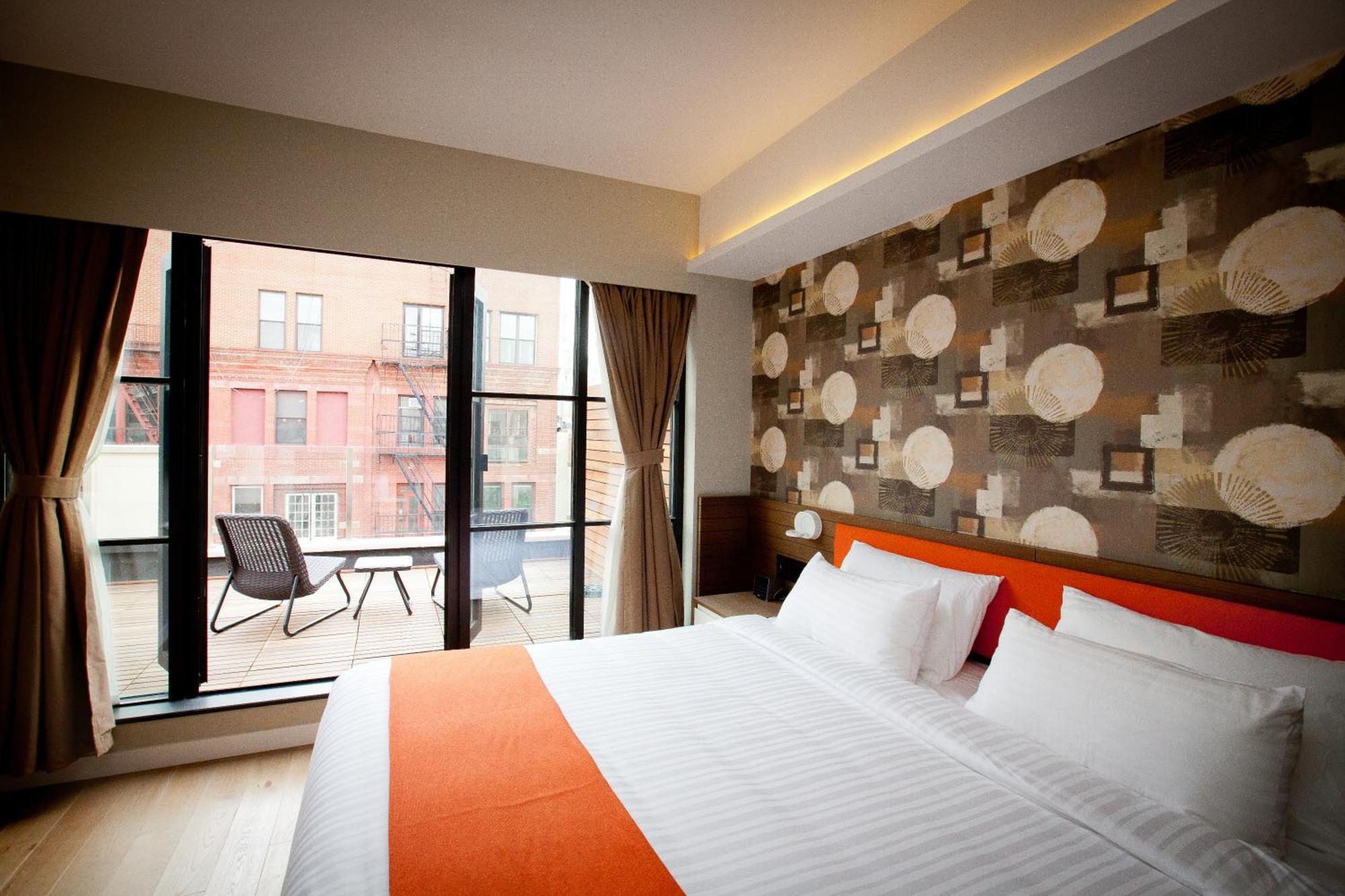 Penthouse met Kingsize Bed en Balkon
