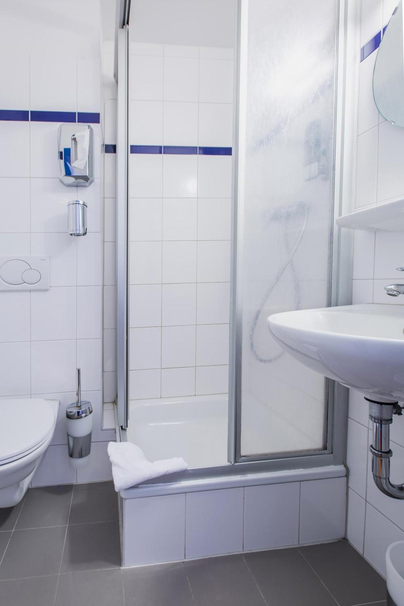 Tweepersoonskamer met 2 Aparte Bedden