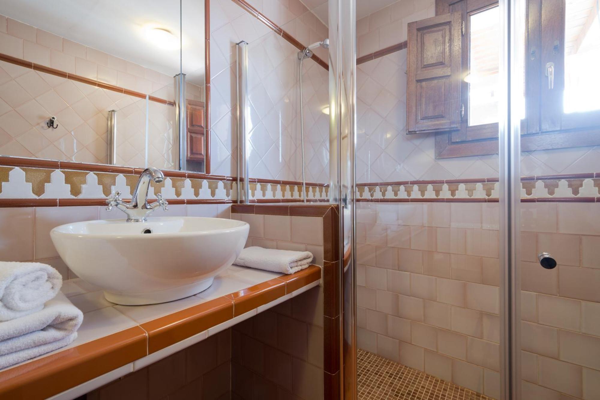 Deluxe Double Room View to the Alhambra