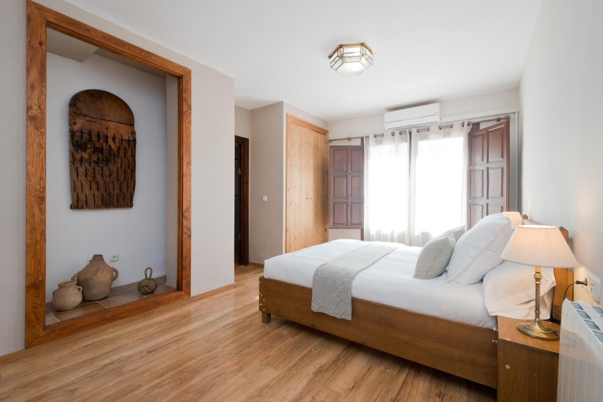 Deluxe Double Room View to the Alhambra