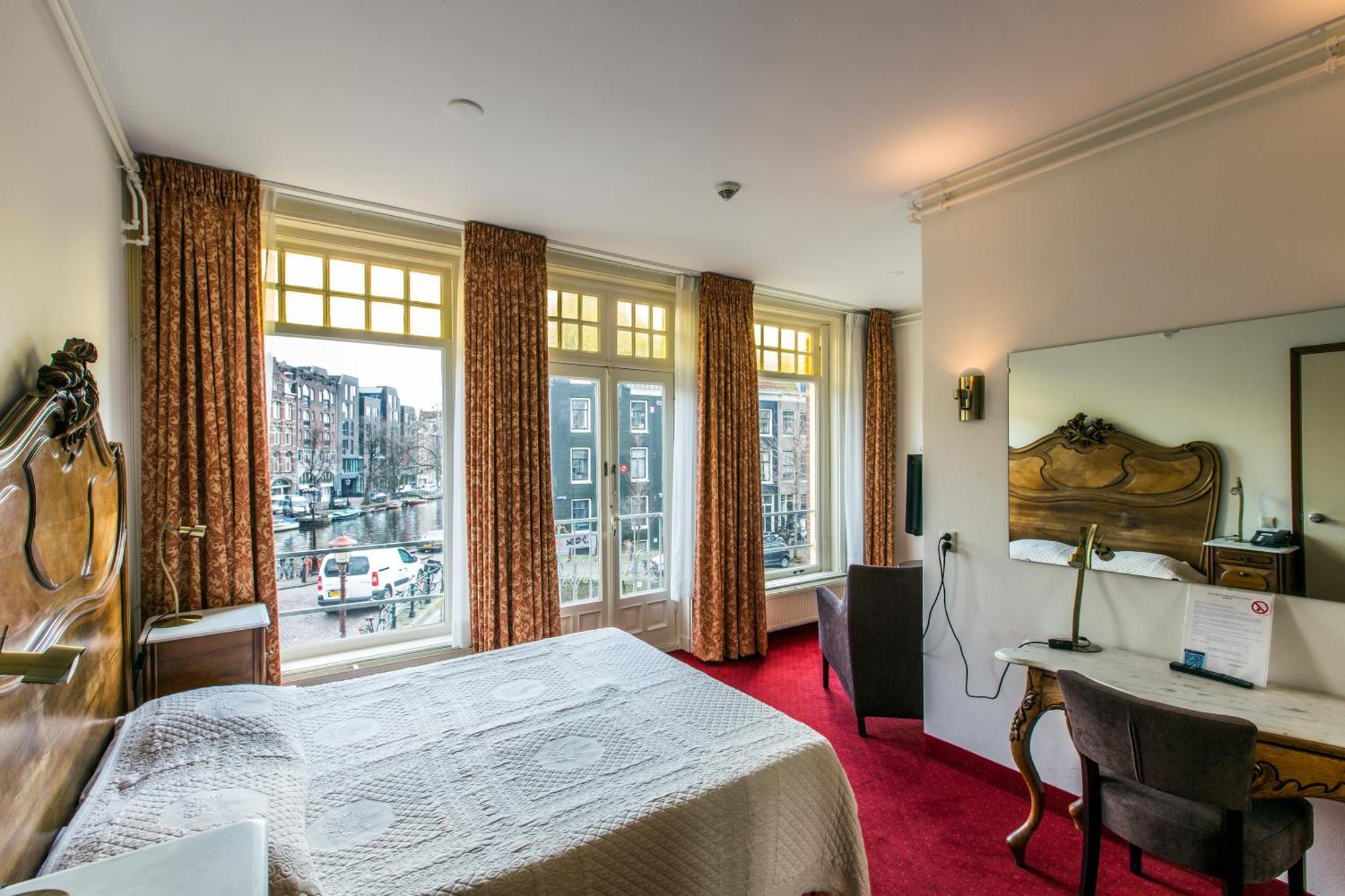 Tweepersoonskamer met Uitzicht op de Gracht