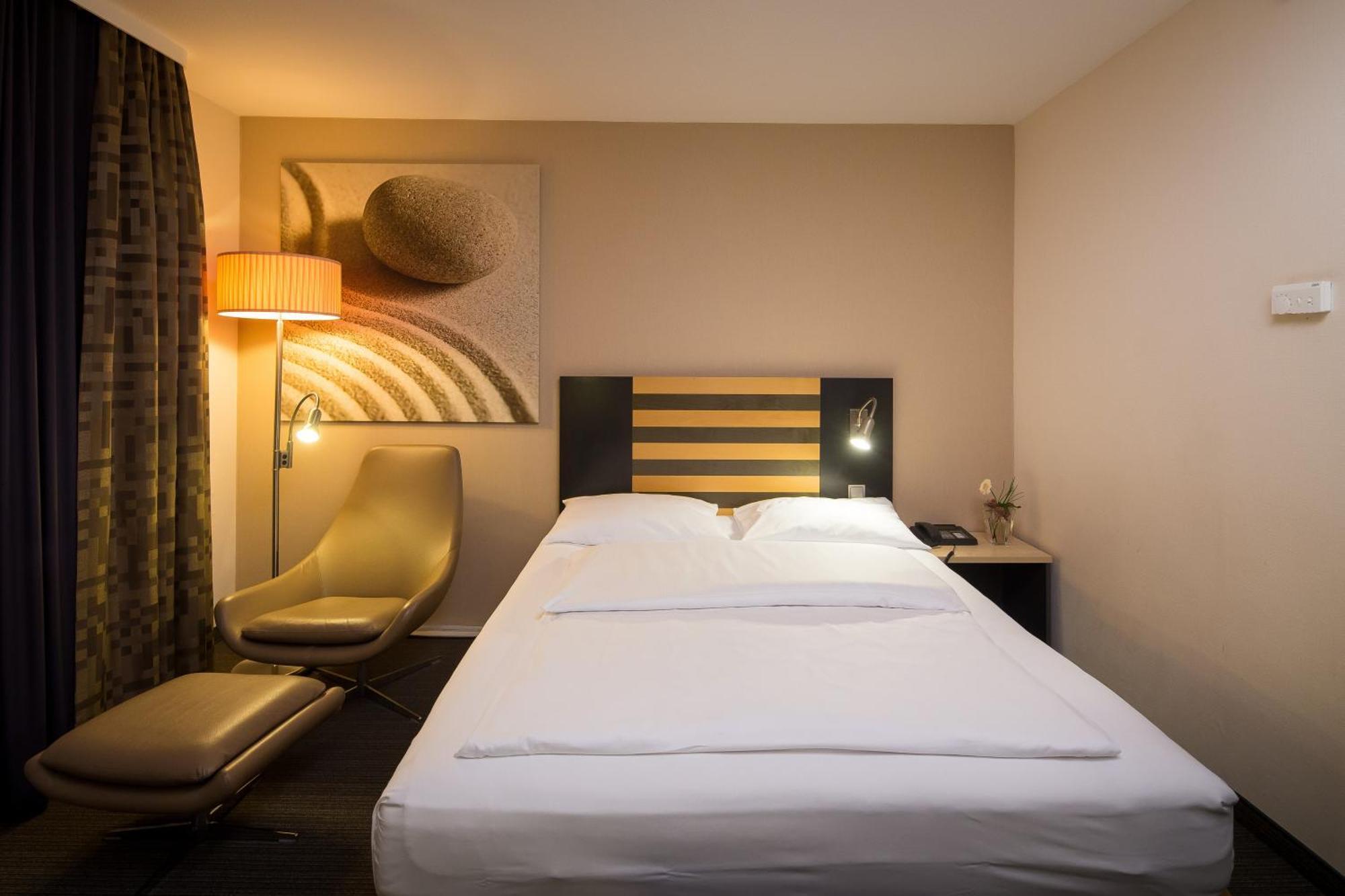 Kamer met Queensize Bed