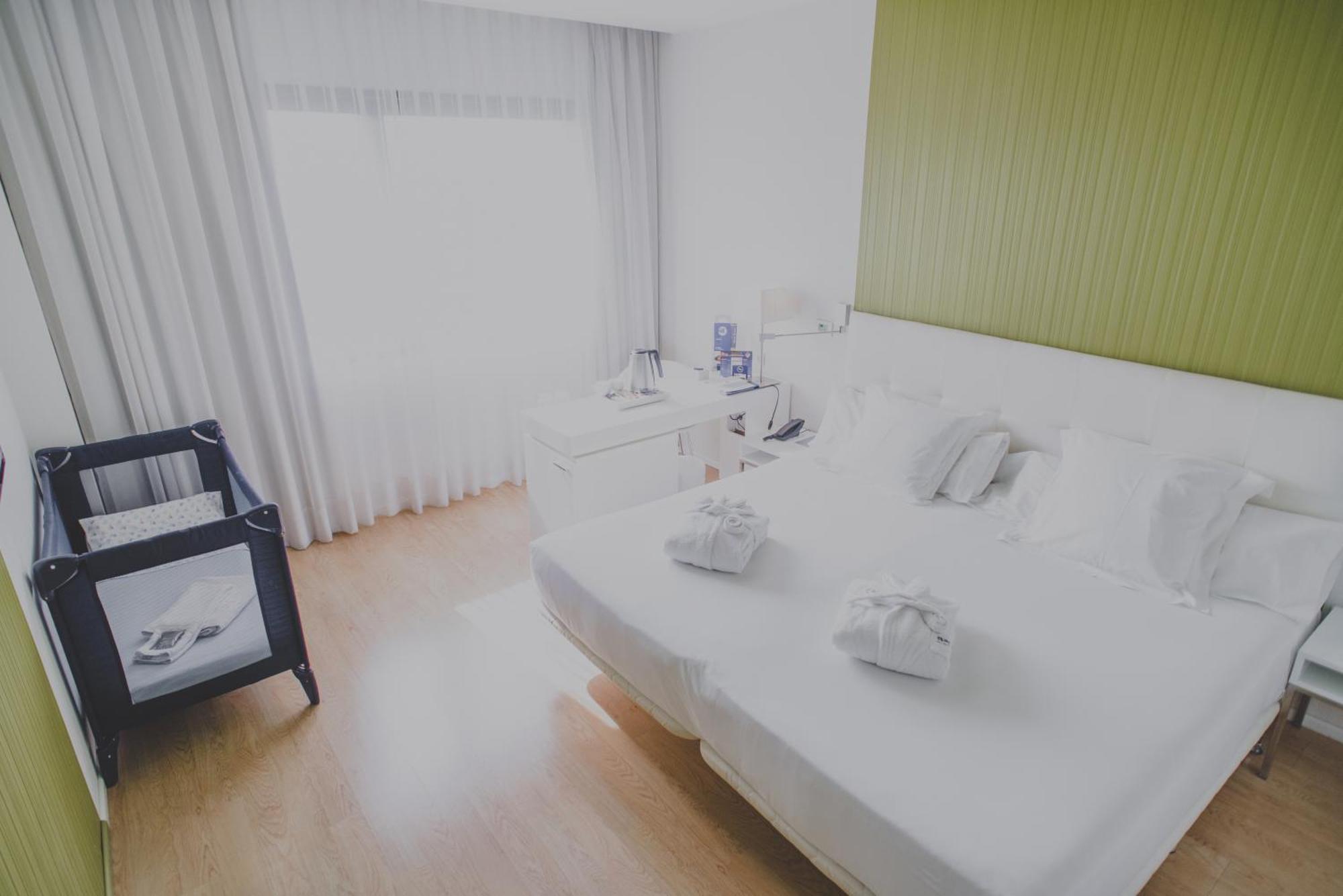 Double Room Shower