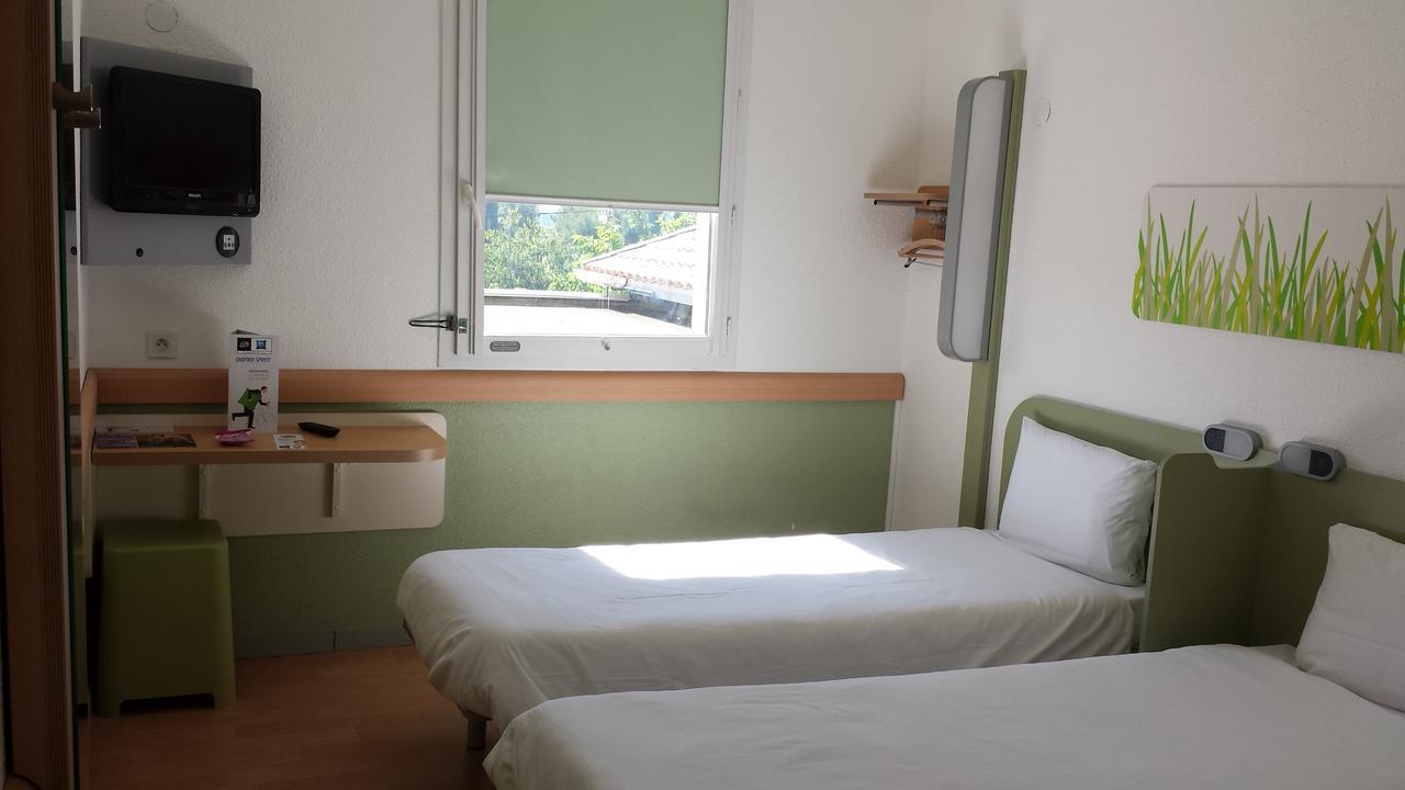 Tweepersoonskamer met 2 Aparte Bedden