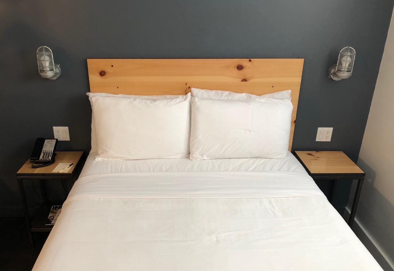 Kamer met Queensize Bed