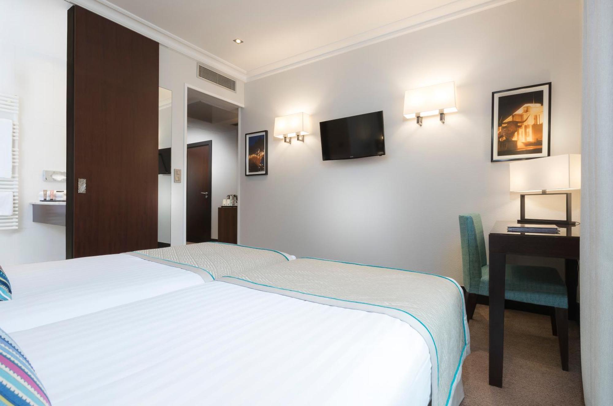 Deluxe Tweepersoonskamer met 2 Aparte Bedden