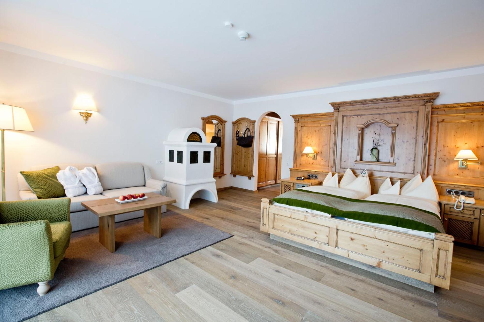 Deluxe Junior Suite