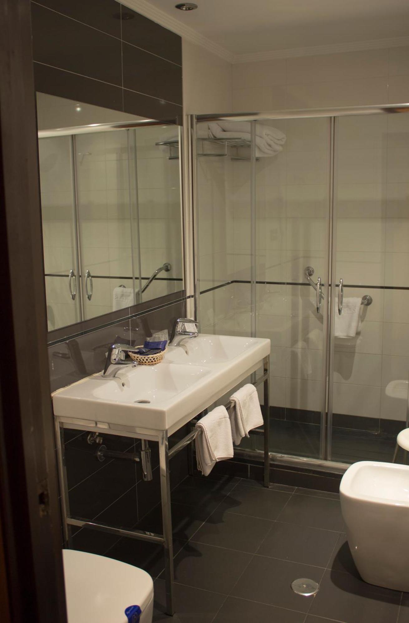 Double or Twin Room Balcony
