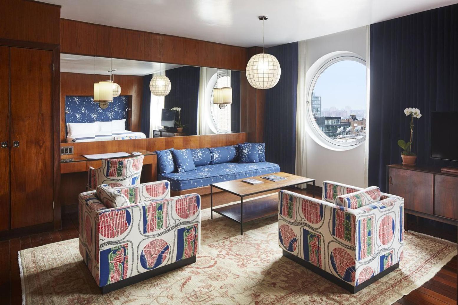 Junior Penthouse