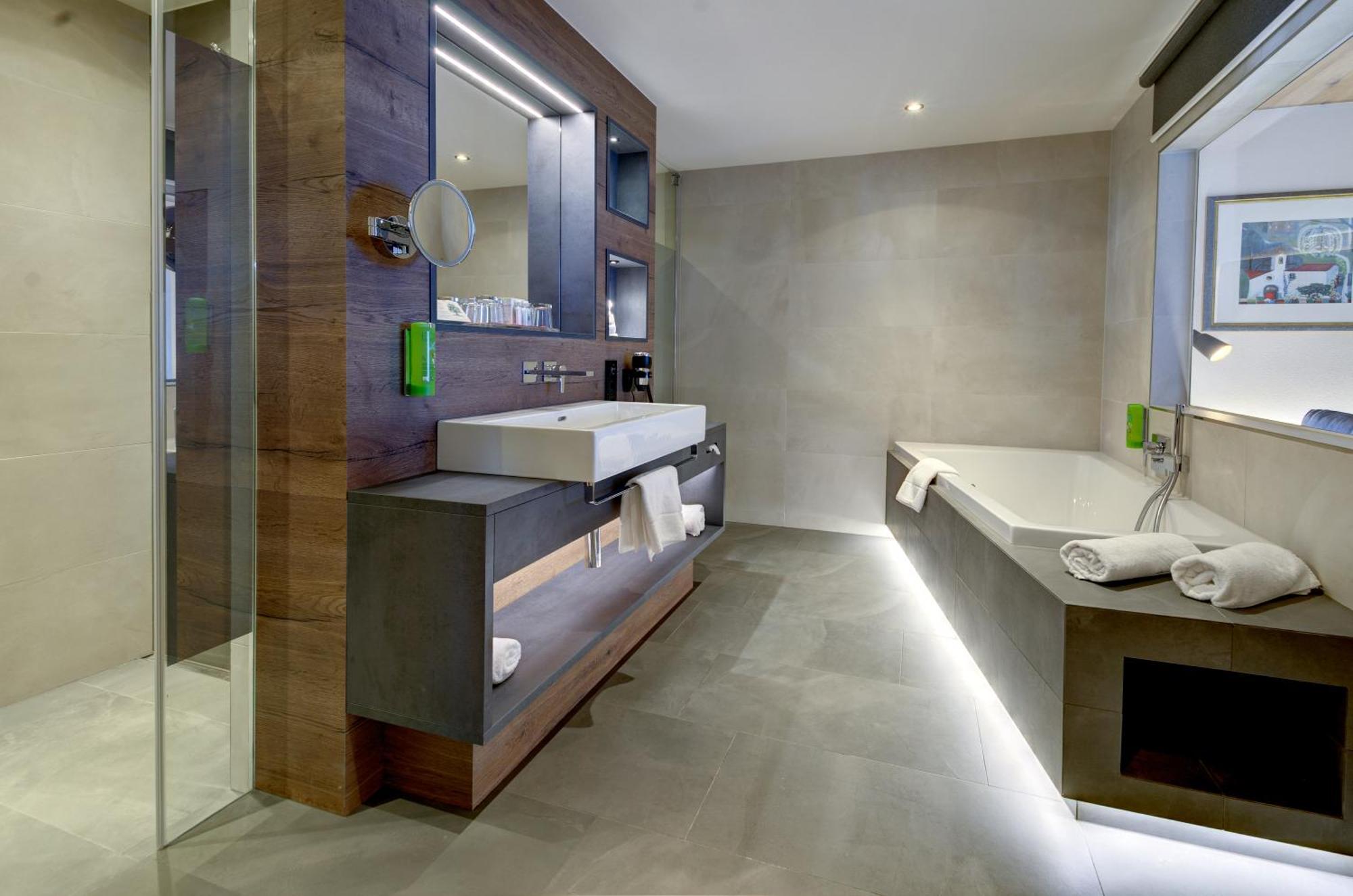 Comfort Suite Deluxe