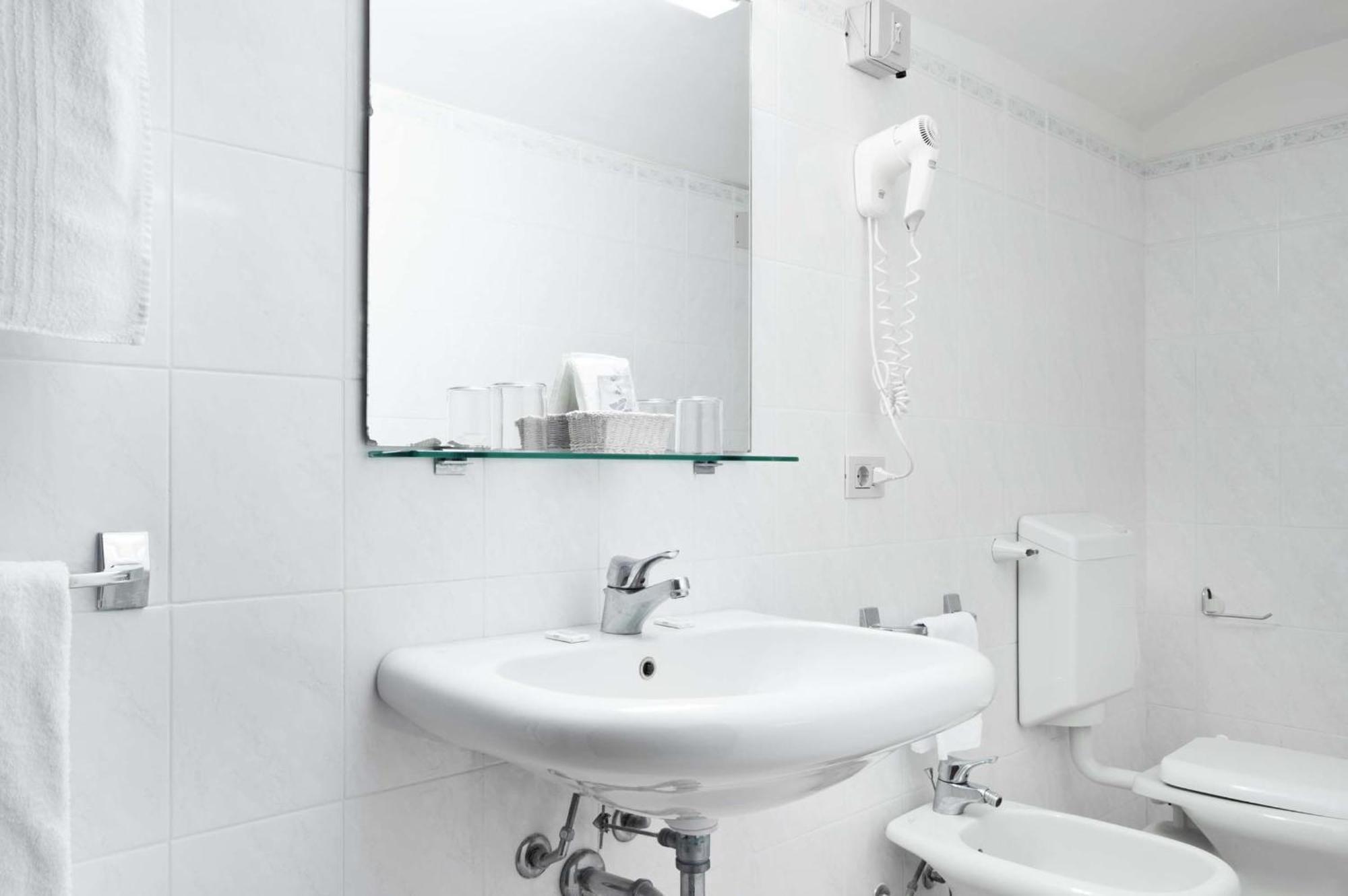 Deluxe Tweepersoonskamer met 1 of 2 Bedden en Uitzicht op de Stad