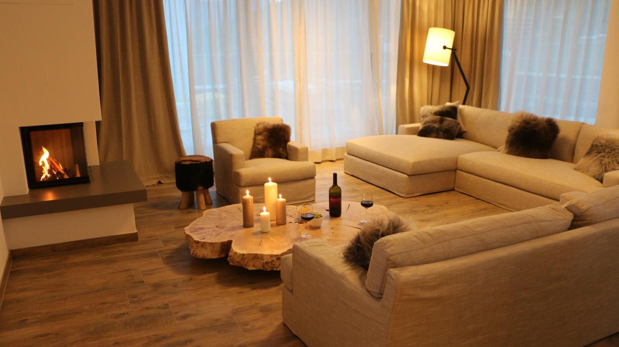 Penthouse Four-Bedroom Apartment
