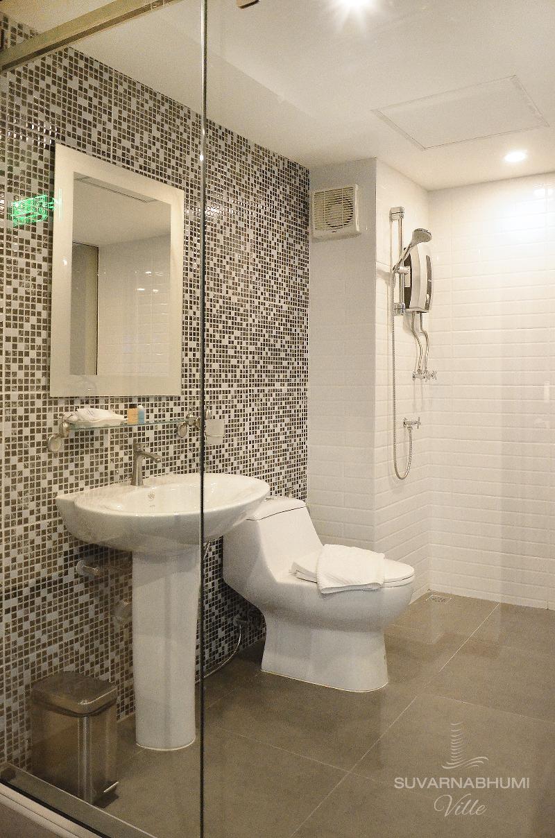 Premier Suite Pool Access