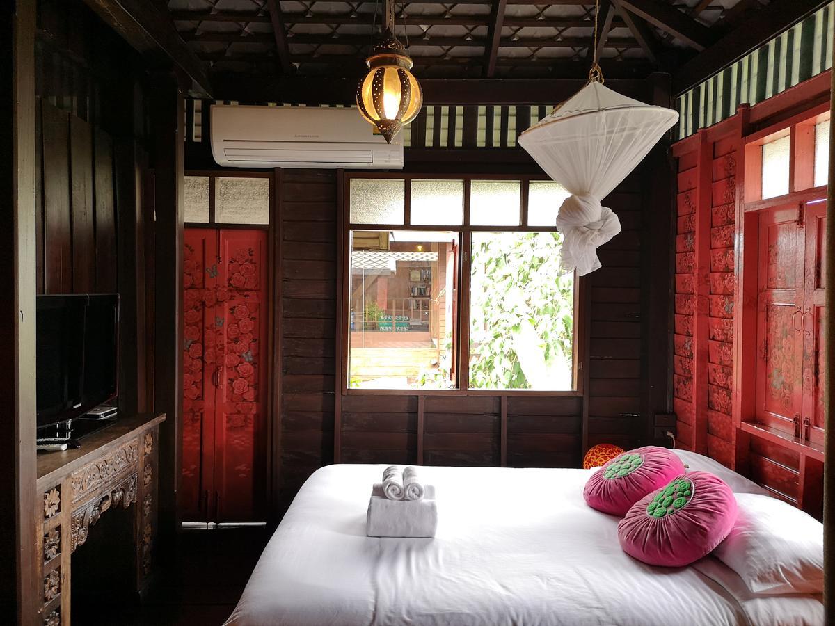 Double Room Balcony Flowery Non-Smoking