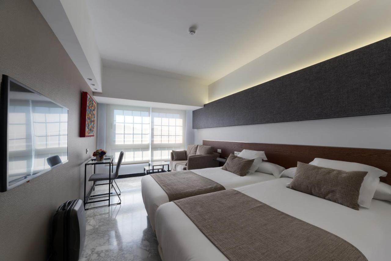 Superior Twin Room City View