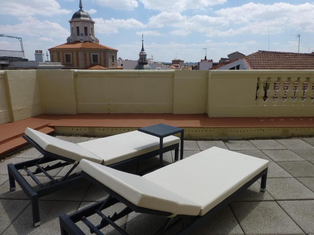 Deluxe Attic Terrace