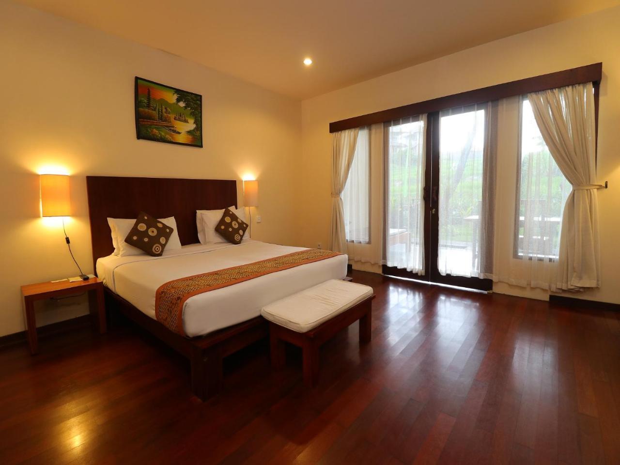Retreat Deluxe Double Room Pool View