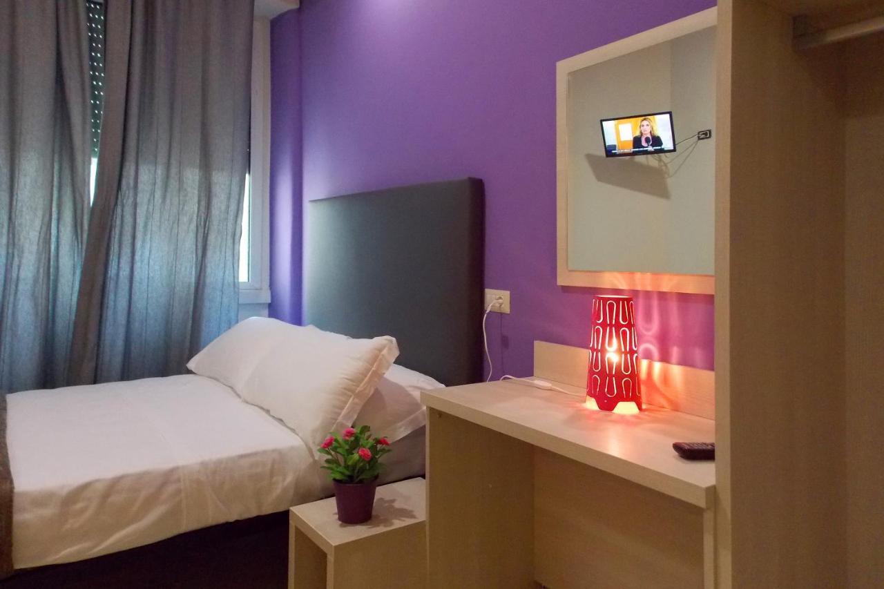 Standaard Tweepersoonskamer met Gedeelde Badkamer