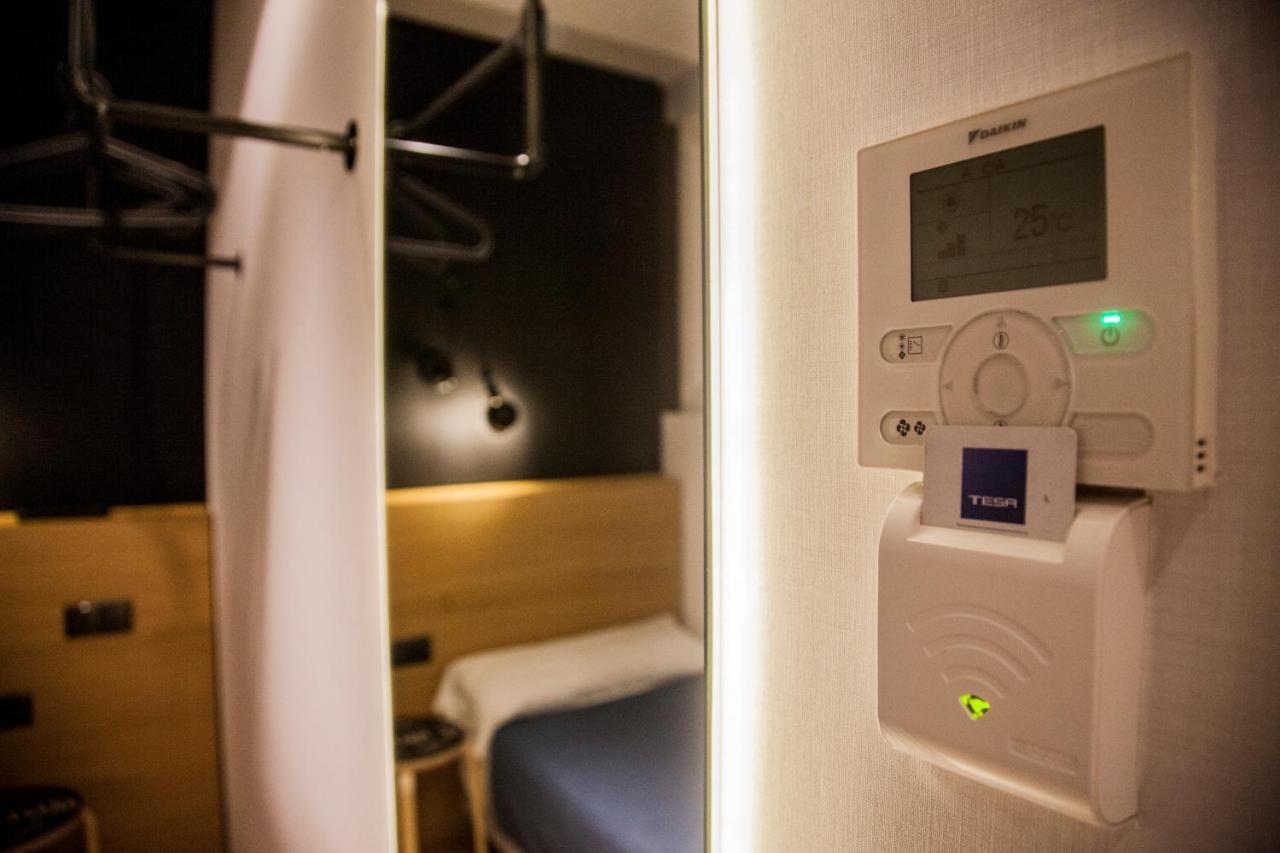 Single Room Private Bathroom
