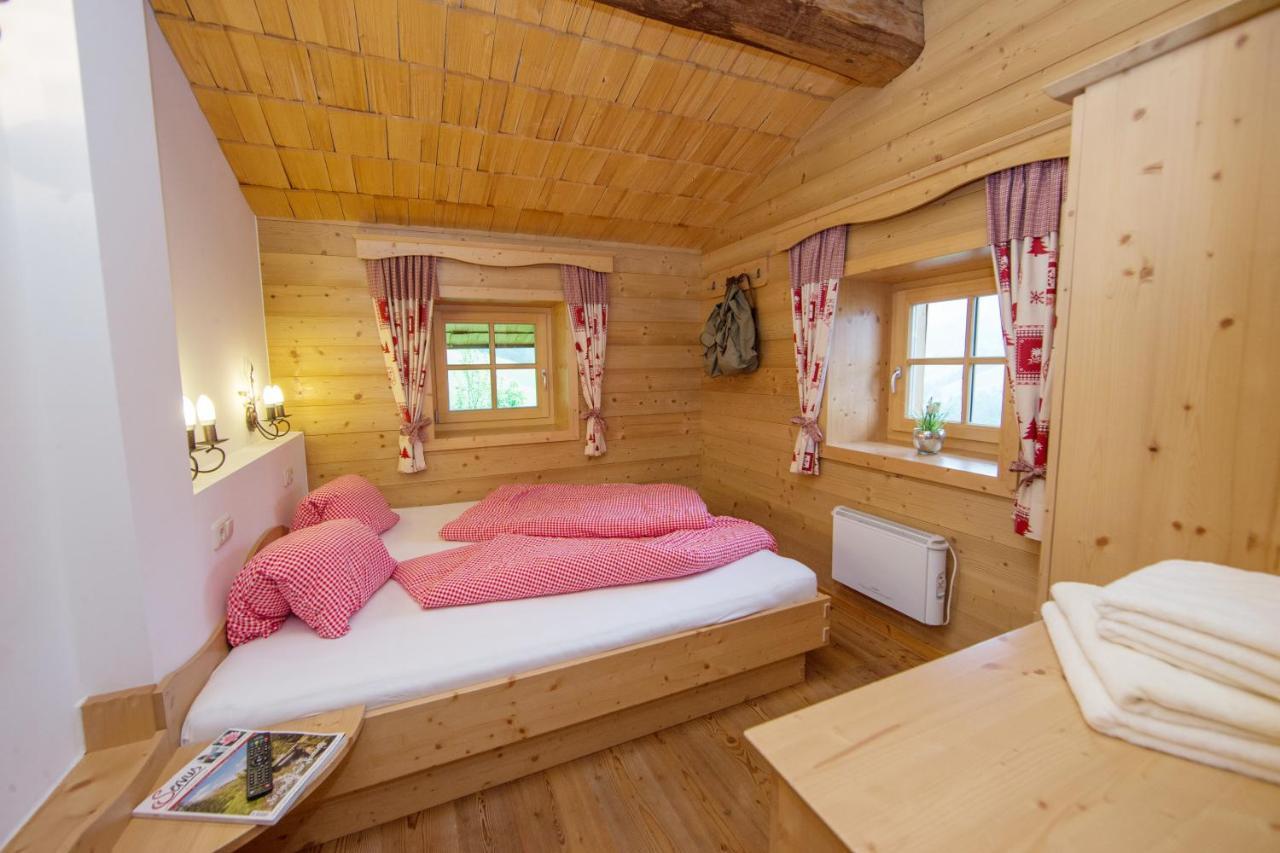 Five-Bedroom Chalet Sauna