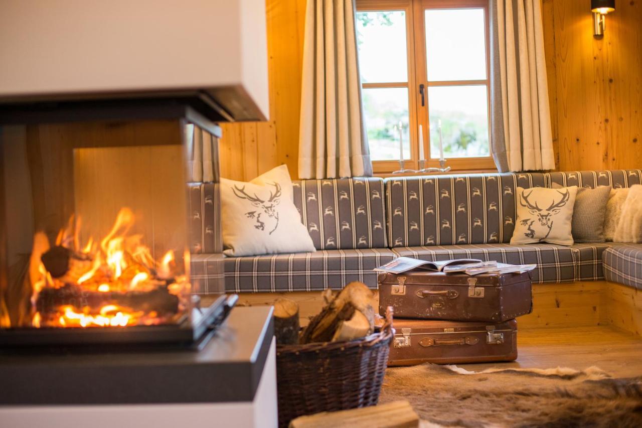 Deluxe five-bedroom Chalet Sauna