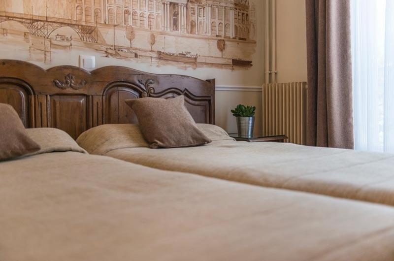Tweepersoonskamer met 2 Aparte Bedden