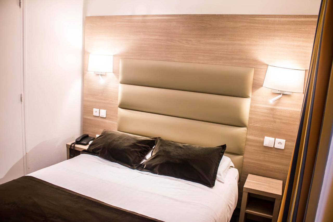 Double Room Shower,775074436:JPEG