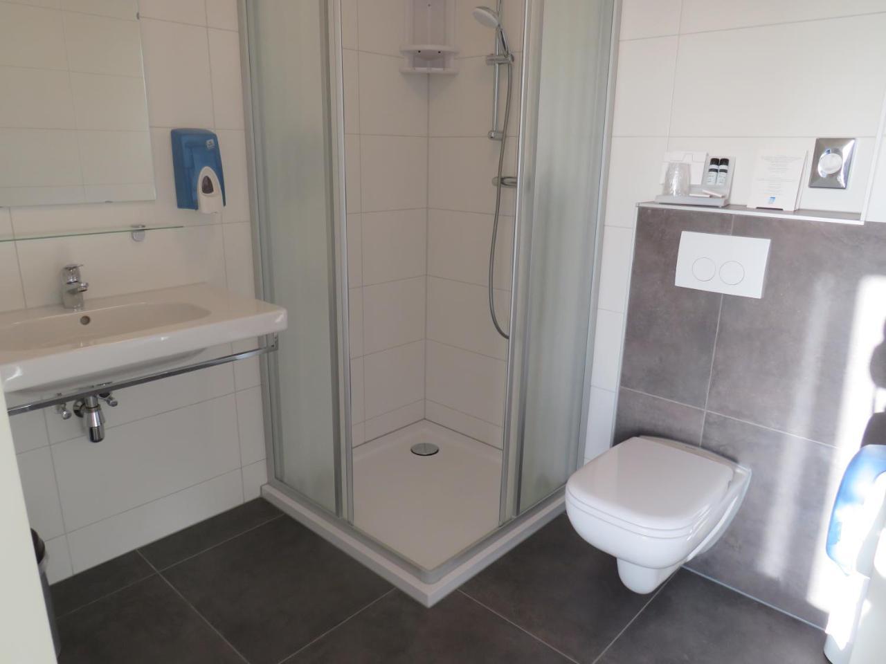 Tweepersoonskamer met 2 Aparte Bedden