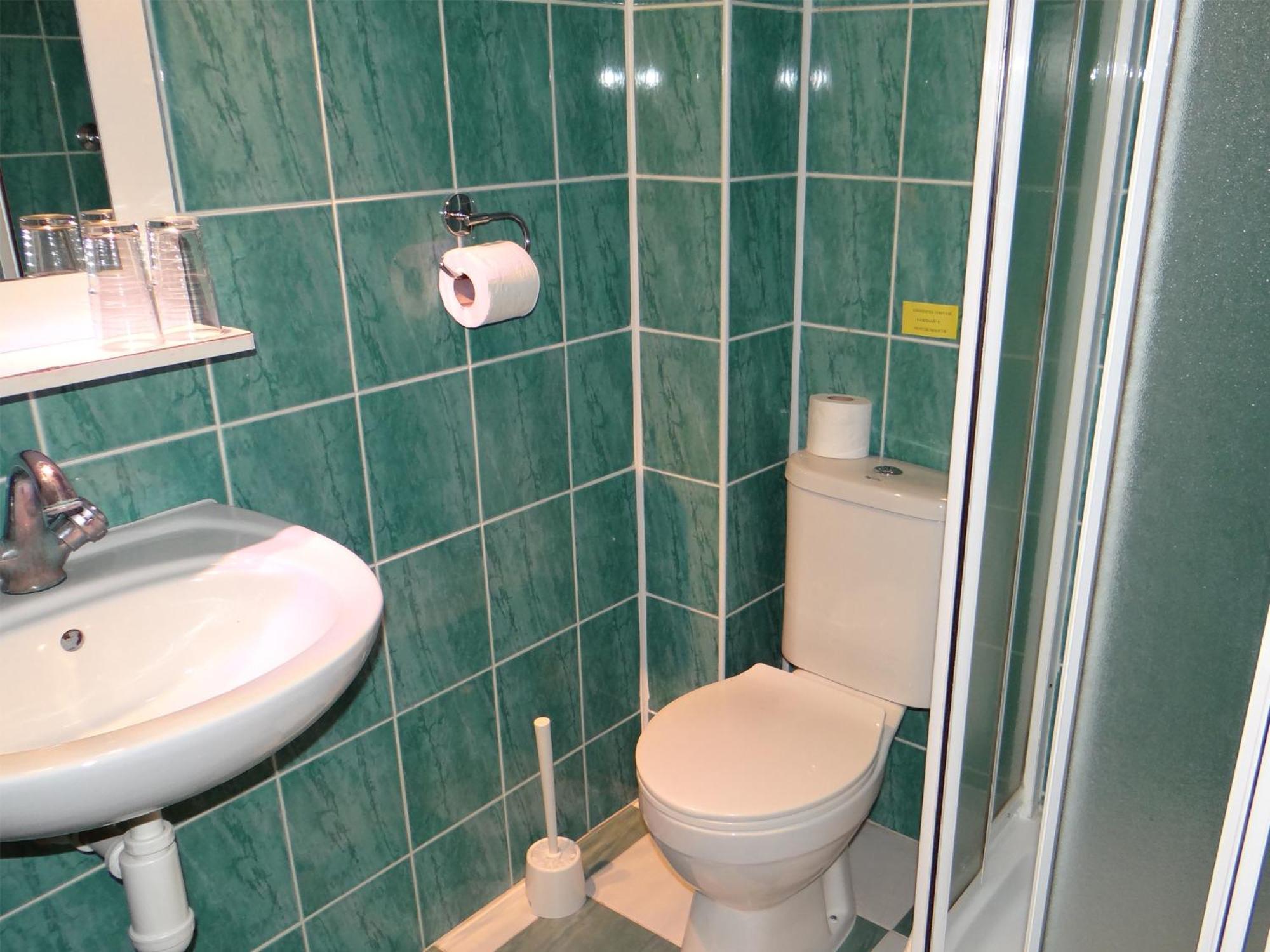 Triple Room,977142988:JPEG