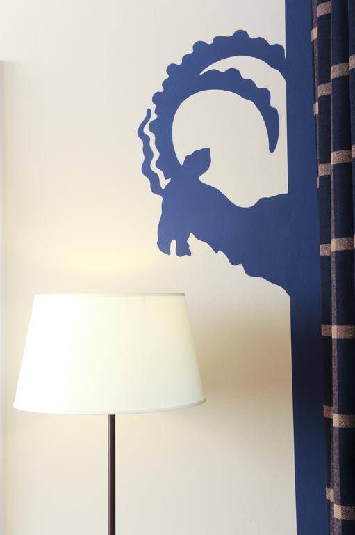 Standaard Tweepersoonskamer met Gedeelde Badkamer en Toilet