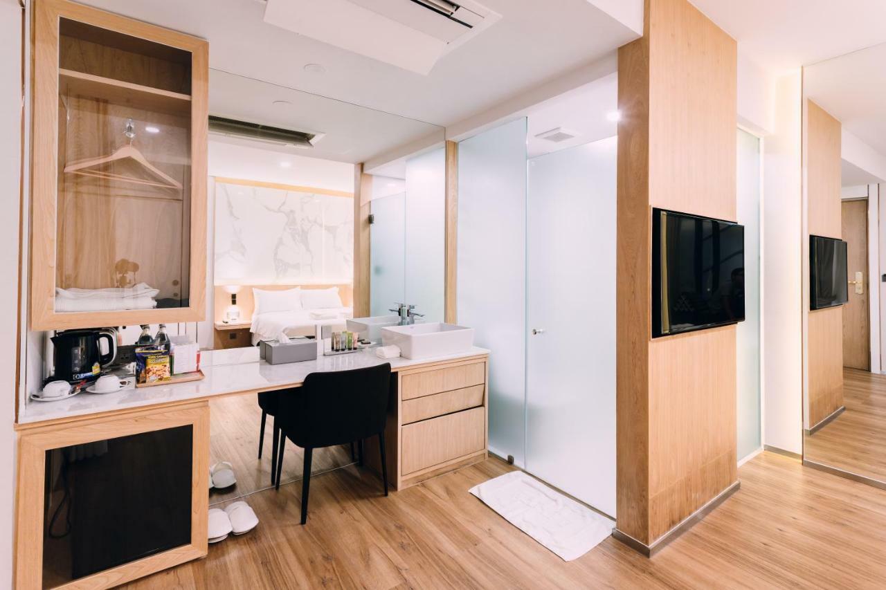 Deluxe Double Room City View