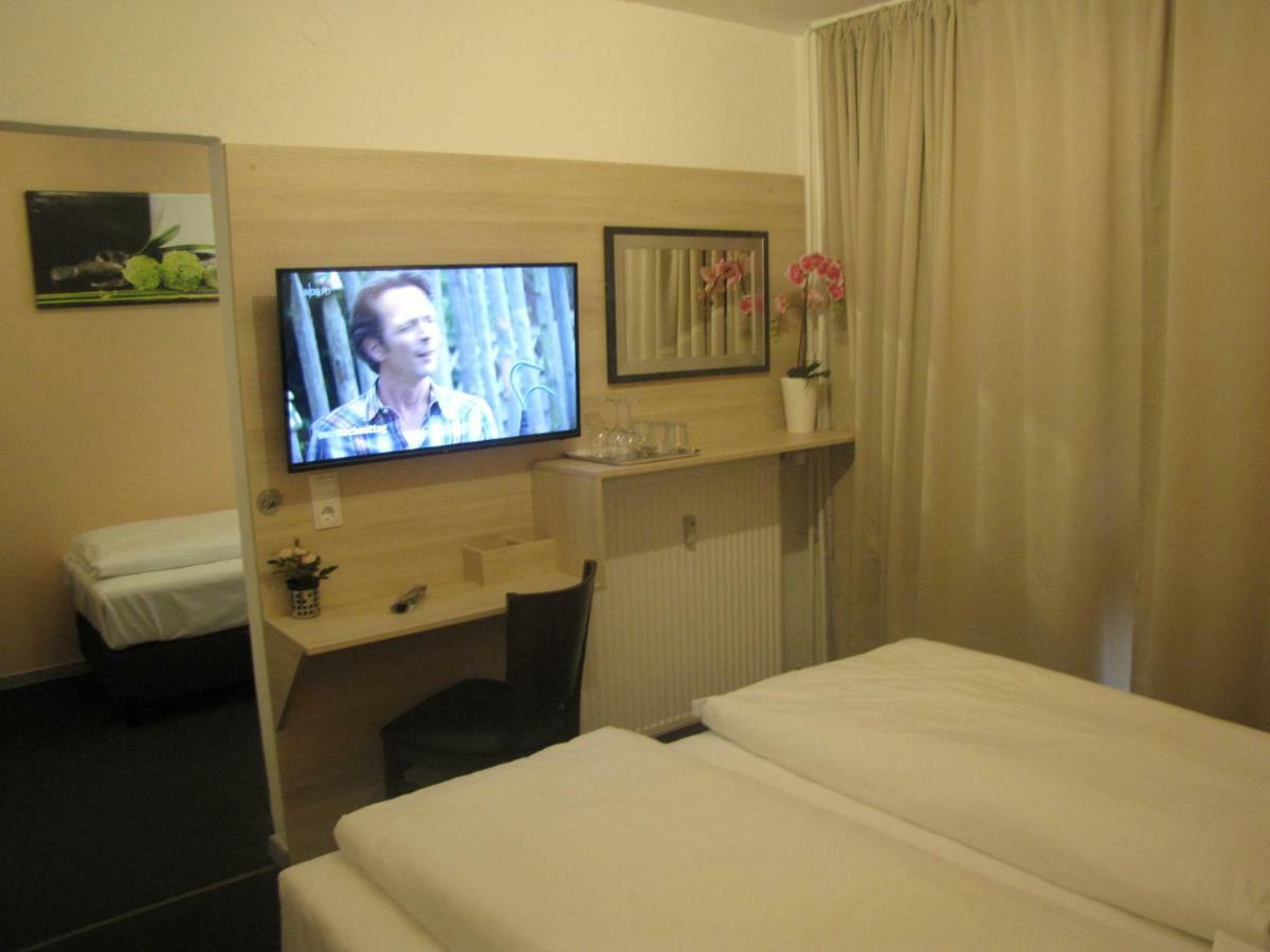 Driepersoonskamer met Eigen Badkamer