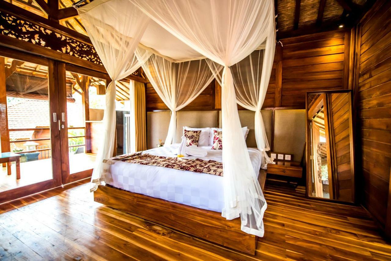 One-Bedroom Bungalow